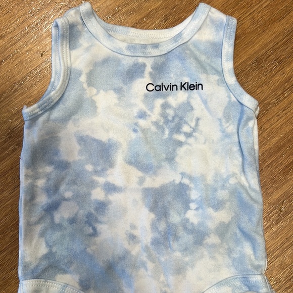 NWOT Calvin Klein onesie - Picture 2 of 6